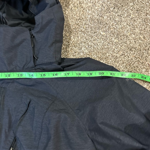 The North Face Women’s black Raincoat - Picture 11 of 15